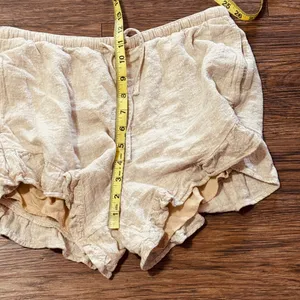 Abercrombie & Fitch Pull On Linen Blend Ruffle Drawstring Shorts Cream Beige M thumbnail 7