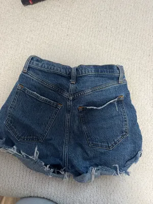 Abercrombie Curve Love Shorts High-Rise thumbnail 2