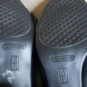 Aerosoles Suede Heels thumbnail 4