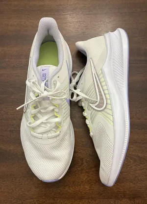 Nike Downshifter 11 Shoes Women’s 12 Summit White Lime Ice Sneakers thumbnail 1