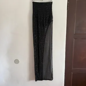 LUCY IN THE SKY | Doja Sheer Black Sequin Maxi Skirt with Leg Slit | Extra Small thumbnail 2