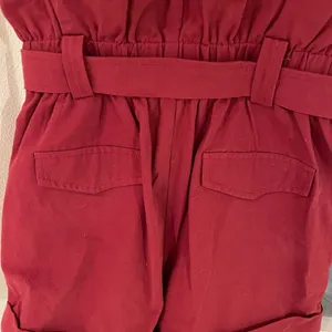 Style Rack Dressy shorts with over shoulder straps and belt thumbnail 4