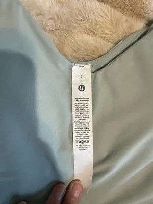 Lululemon Tank thumbnail 3