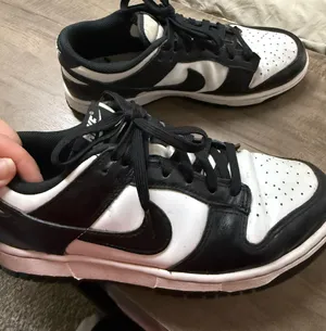 Nike Panda Dunk Low thumbnail 1