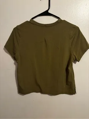 Lululemon Olive Green Short Sleeve Tee thumbnail 2
