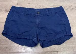 American Eagle Outfitters Navy‎ Blue Cotton Chino Shorts Cuffed Size 4 Y2K 2012 thumbnail 1