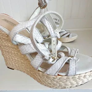 Guess White Wedge Sandals thumbnail 3