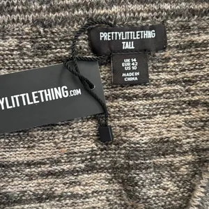 NWT PrettyLittleThing Tall Brown Knitted Mini‎ Skirt Sz 10T Wool Preppy thumbnail 4