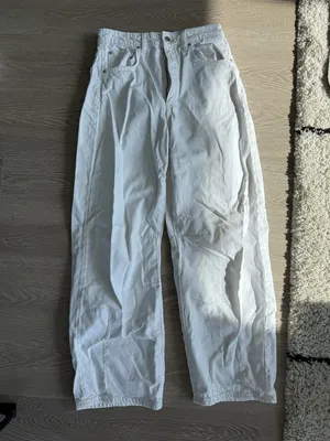 Zara White Wide-Leg / Barrel Women’s Jeans thumbnail 2