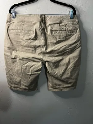 American Eagle Tan Bermuda High Rise Chino Shorts Women’s Preppy Classic Casual thumbnail 5