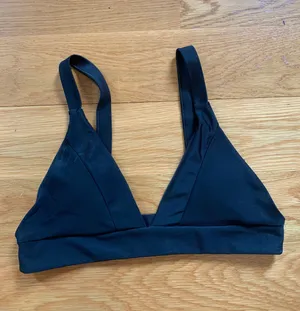 SheIn Black Bikini Top thumbnail 1