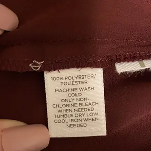LOFT Burgundy Ruffle Peplum Hem Long-Sleeve Blouse Size Medium thumbnail 7