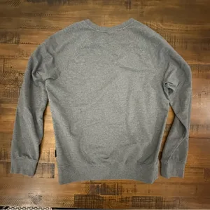 Patagonia Fitz Roy Bison Ahnya Crew Sweatshirt Womens Medium Gray Organic Cotton thumbnail 4