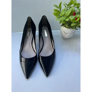 Louise et cie, women'S Black Leather pump Stilettos In size 7 thumbnail 8