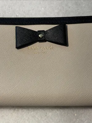 Kate Spade Hazel Court Legacy Beige and Black Bow Zip-Around Wallet thumbnail 2