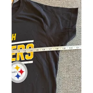 NFL Team Apparel Pittsburgh Steelers Black‎ Graphic T-Shirt Womens Medium NWT thumbnail 5