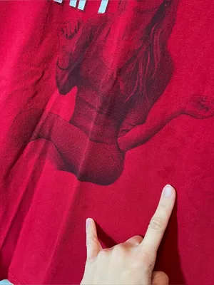 Taylor Swift Red Tour Retro Shirt‎ Small thumbnail 3