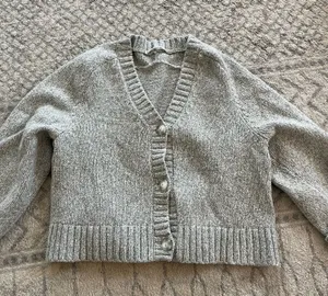 Abercrombie Gray Sweater thumbnail 1