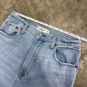 Abercrombie & Fitch the ankle straight ultra high rise distressed jeans thumbnail 3