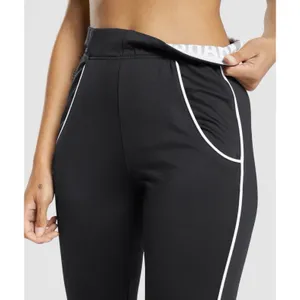 Gymshark Recess Joggers Womens XS Black White Piping Pockets Stretch GLBT5105 thumbnail 4