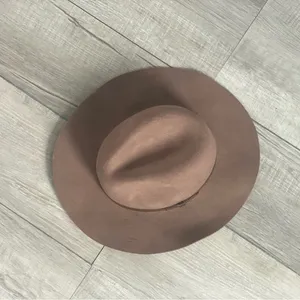 Light Brown Hat thumbnail 2