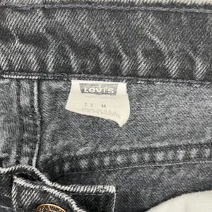 Vintage Levis 512 Slim Fit Tapered Leg Black‎ Acid Wash Jeans 11 M Made in USA thumbnail 3