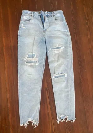 American Eagle Jeans thumbnail 1