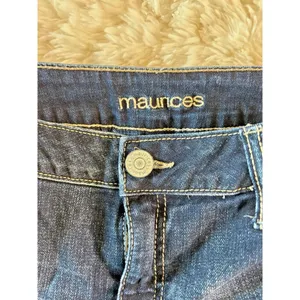 MAURICE'S Distressed Shorts Sz7/8 MidRaw Hem Frayed Thrashed thumbnail 3