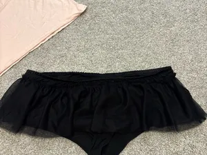 Victoria's Secret NWT Soft Pink and Black Satin-Trim Cami & Booty short sleep set Large thumbnail 2