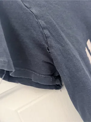 Cropped NEW YORK Graphic Tee in Faded Navy thumbnail 2
