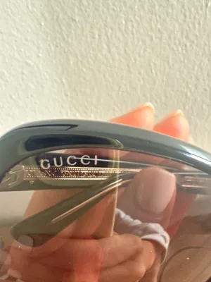 Gucci Sunglasses thumbnail 8