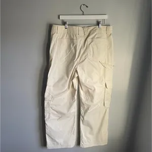 Abercrombie & Fitch Cream Cargo Pants Minimalist Street size 33 Waist 16s thumbnail 4