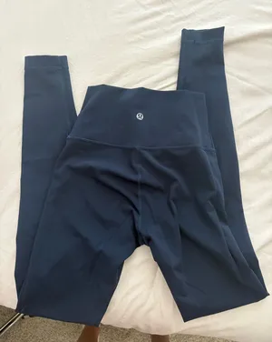 Lululemon Wunder Under High-Rise Leggings 28" thumbnail 1