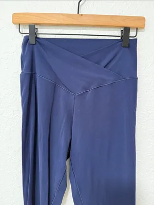 OFFLINE by AERIE Navy Blue Real Me Hi-Rise 7/8 Leggings thumbnail 4