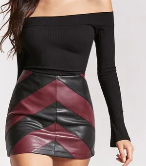 Forever 21 Chevron faux leather striped mini biker skirt Size Small thumbnail 1