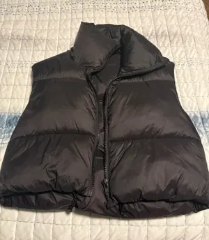 Black Puffer Vest Amazon thumbnail 1