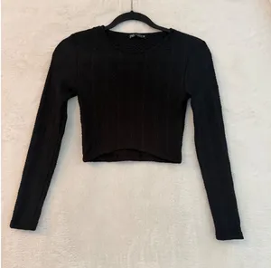 Zara Black Textured Long Sleeve‎ Crop Top Crew Neck Jacquard Pattern Small thumbnail 1