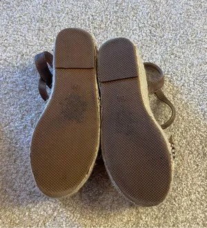 espadrill sandals Size 6 thumbnail 2