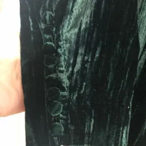 Crushed velvet green holiday dress criss cross detail H&M women’s size 10. thumbnail 4