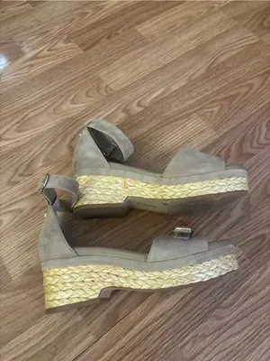 Vince Camuto Taupe Suede Espadrille Wedge Sandals Size 9M thumbnail 9