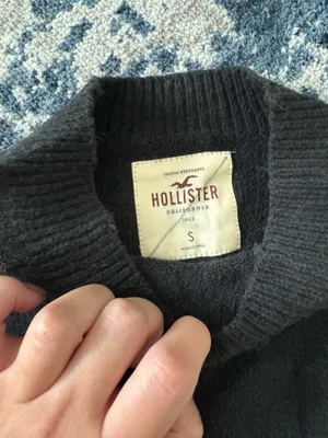 Hollister Cropped Sweater thumbnail 3