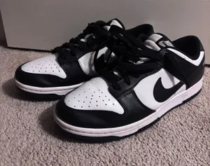 Nike Dunk Low Panda thumbnail 1