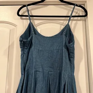 Lulu’s medium denim dress‎ with adjustable straps thumbnail 4