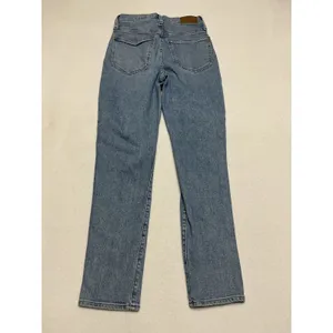 Madewell The Perfect Vintage Jeans Womens 24 HighRise Straight Distressed DM5592 thumbnail 2
