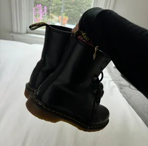 Dr. Martens Vegan thumbnail 1