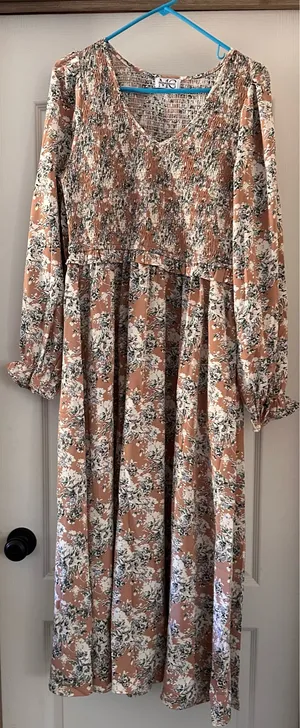 Boutique Day Dress thumbnail 1