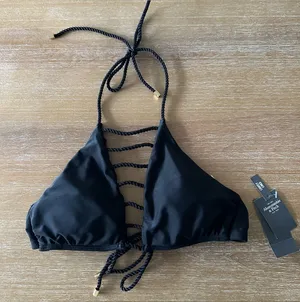 NWT Abercrombie & Fitch Black Swimsuit Top thumbnail 1
