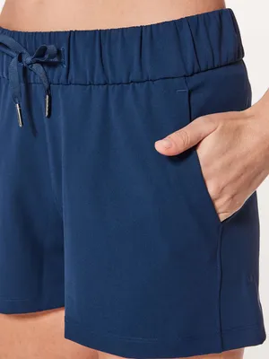 Lululemon On The Fly Short *2.5" Onyx Blue thumbnail 4