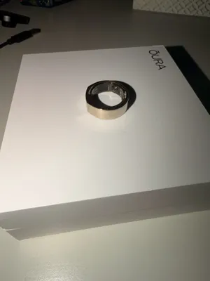 Oura Ring Gen3 Heritage Gold thumbnail 3