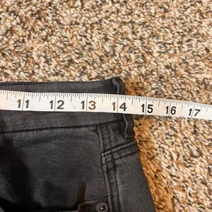 American Eagle Stretch‎ Mom Jeans Womens Size 6 Short Black Wash Denim thumbnail 4